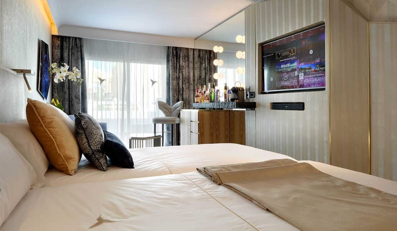 USHUAIA - TOWER SUPERIOR  DOUBLE BED